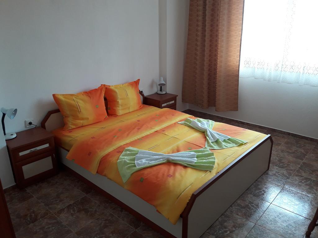 Georgievi Guest House Pomorie Luaran gambar
