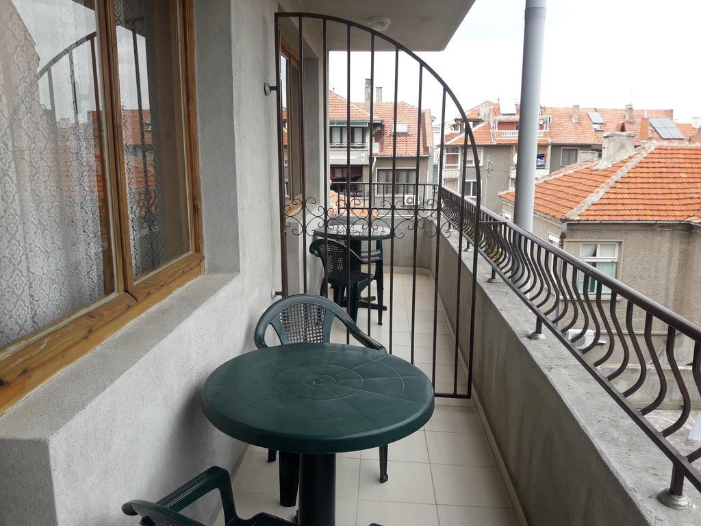 Georgievi Guest House Pomorie Luaran gambar