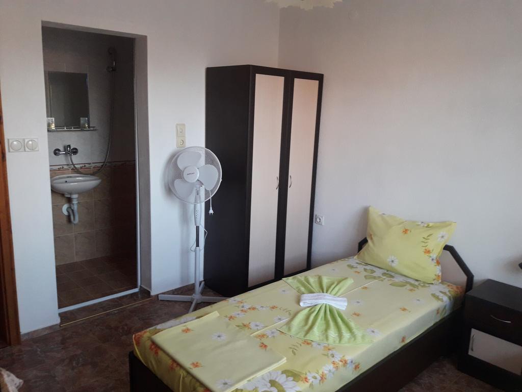 Georgievi Guest House Pomorie Luaran gambar
